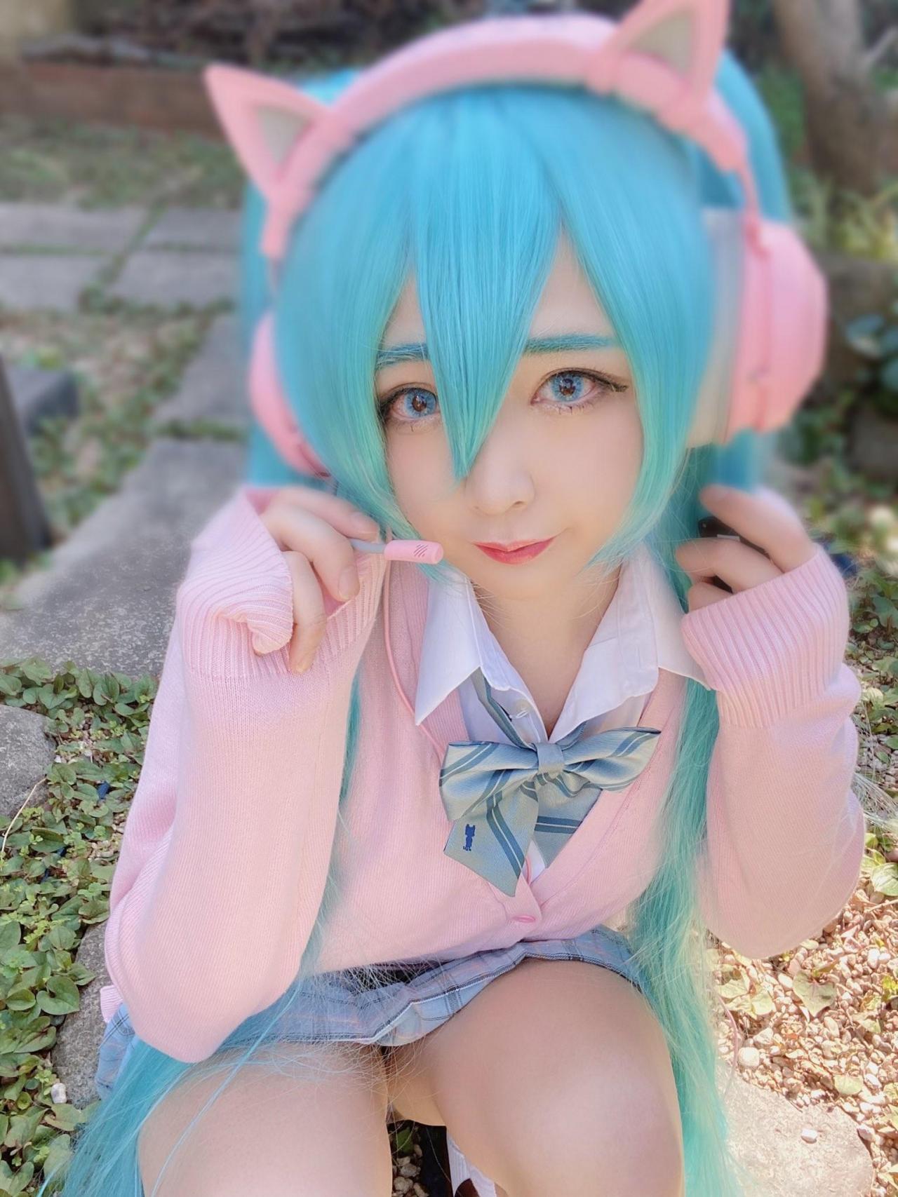 COS正片/大叔扮演《鬼灭之刃》祢豆子妆前妆后令人崩溃