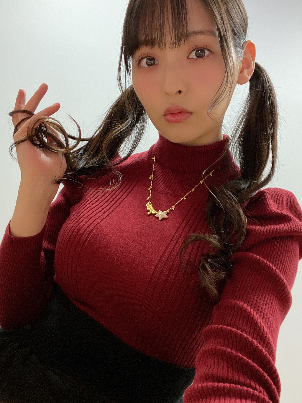 美女声优上坂堇2019年生日，最新写真集同时发布