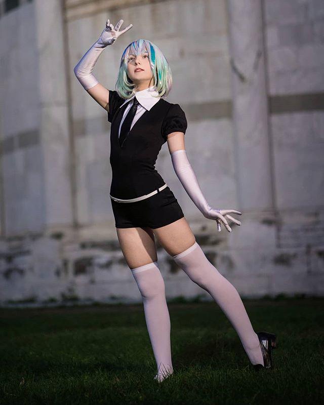 COS正片/意大利妹子COS美图集 打破次元壁的少女骑士