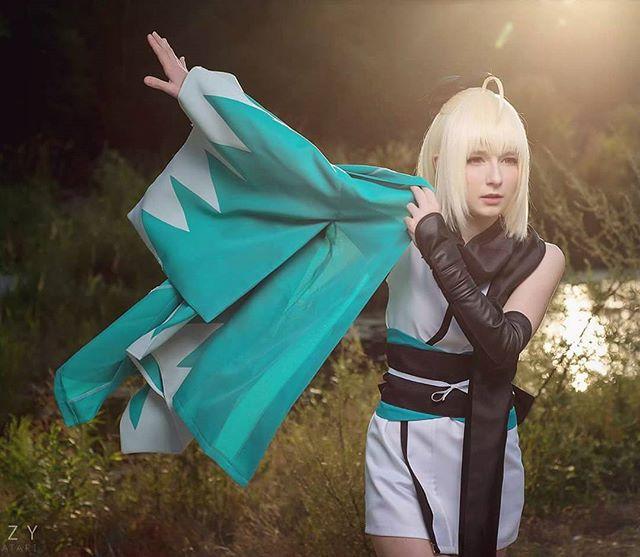 COS正片/意大利妹子COS美图集 打破次元壁的少女骑士