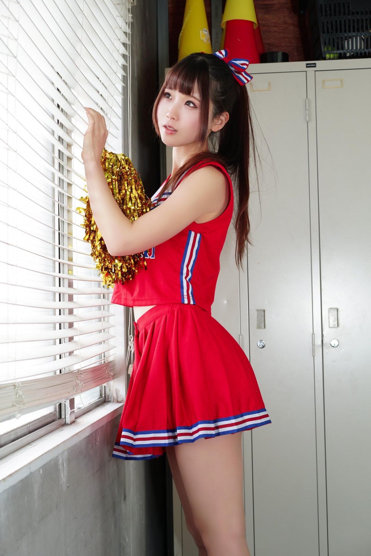 COS正片/11区萌妹Kururu美图赏 青春可爱俘虏你的心！