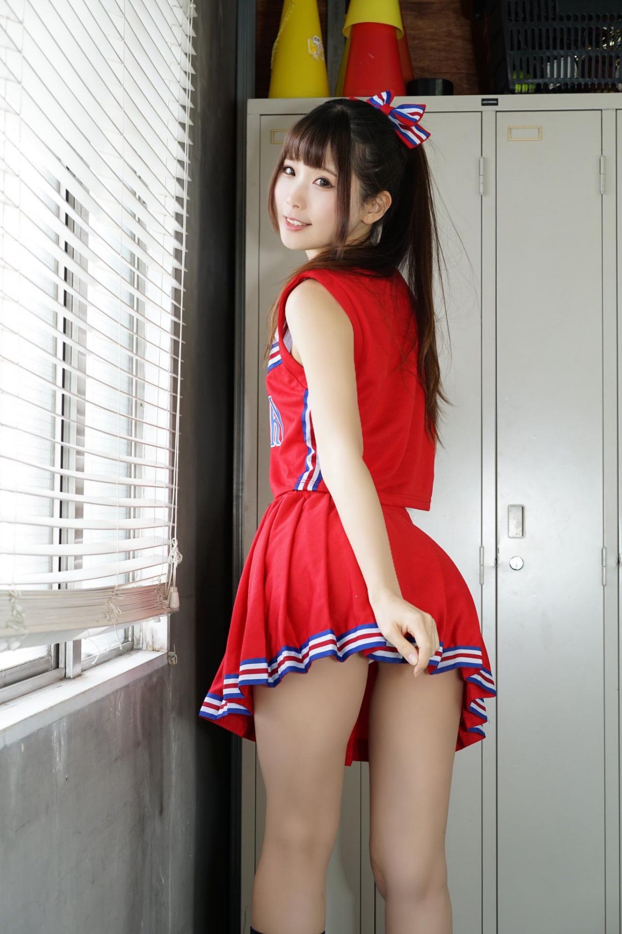 COS正片/11区萌妹Kururu美图赏 青春可爱俘虏你的心！