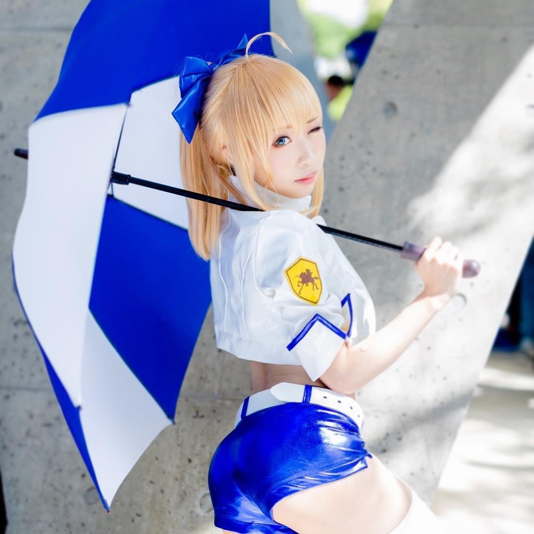 COS正片/日本知名卖肉COSER美图 化身天使与恶魔俘获你的心
