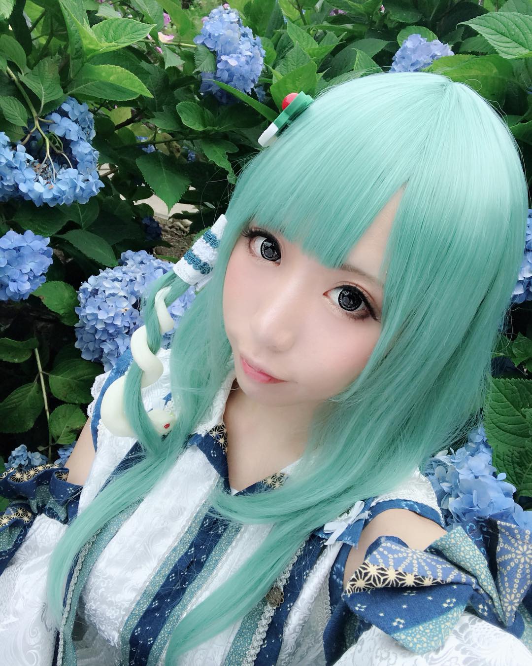 COS正片/日本知名卖肉COSER美图 化身天使与恶魔俘获你的心