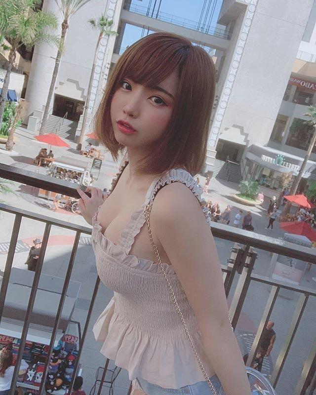 COS正片/岛国美女Coser Enako美照 白皙肌肤身材相当有料！