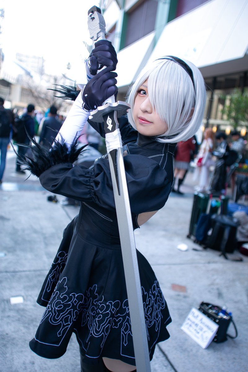 COS正片/日本靓丽小姐姐COS《尼尔》2B 皙白大长腿吸睛！