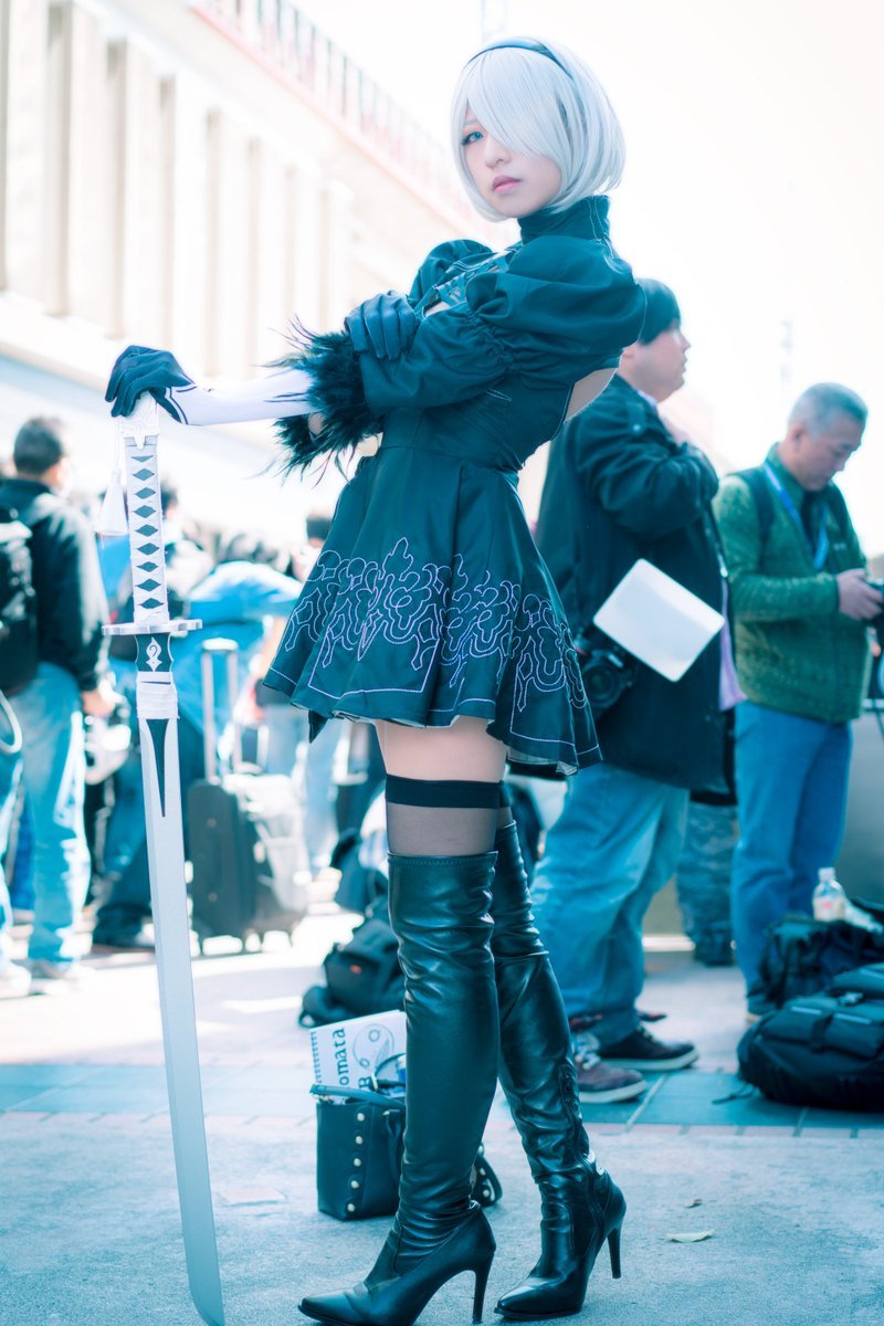 COS正片/日本靓丽小姐姐COS《尼尔》2B 皙白大长腿吸睛！