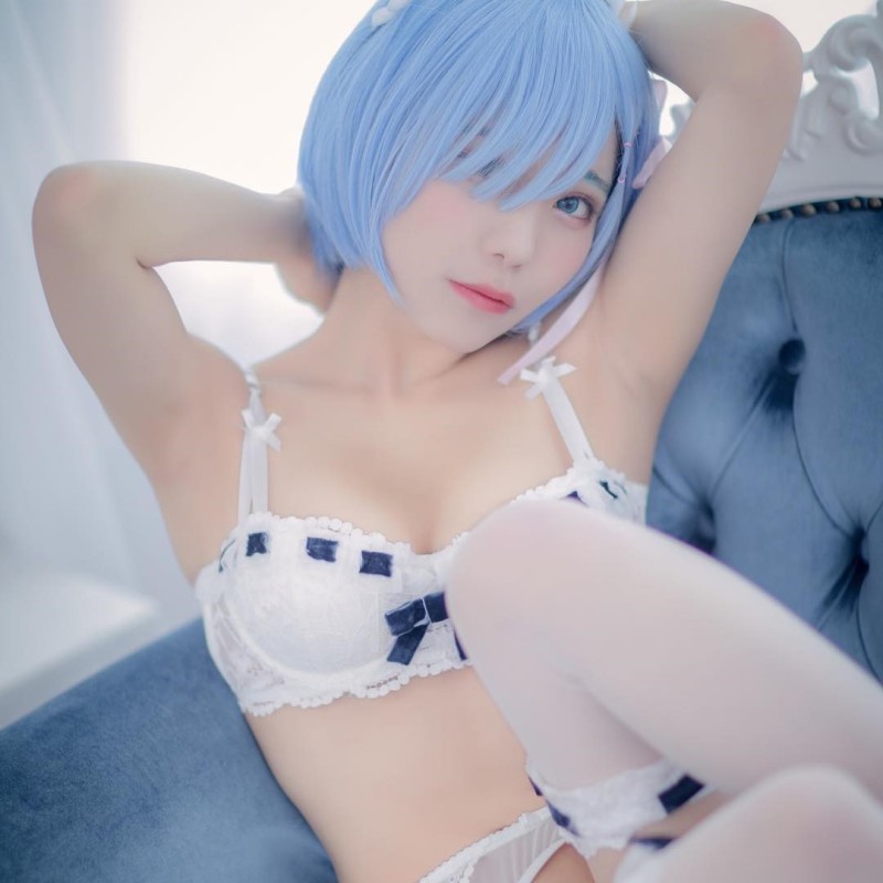 日本萌妹雷姆COS作品集 白色内衣尽显软萌身姿