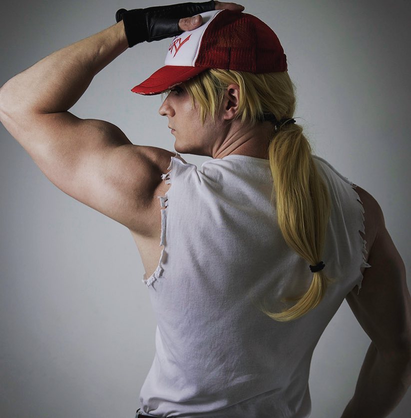 肌肉与大长腿！这龙舌兰姑娘是如此迷人，兄贵Billy Blue超还原cos