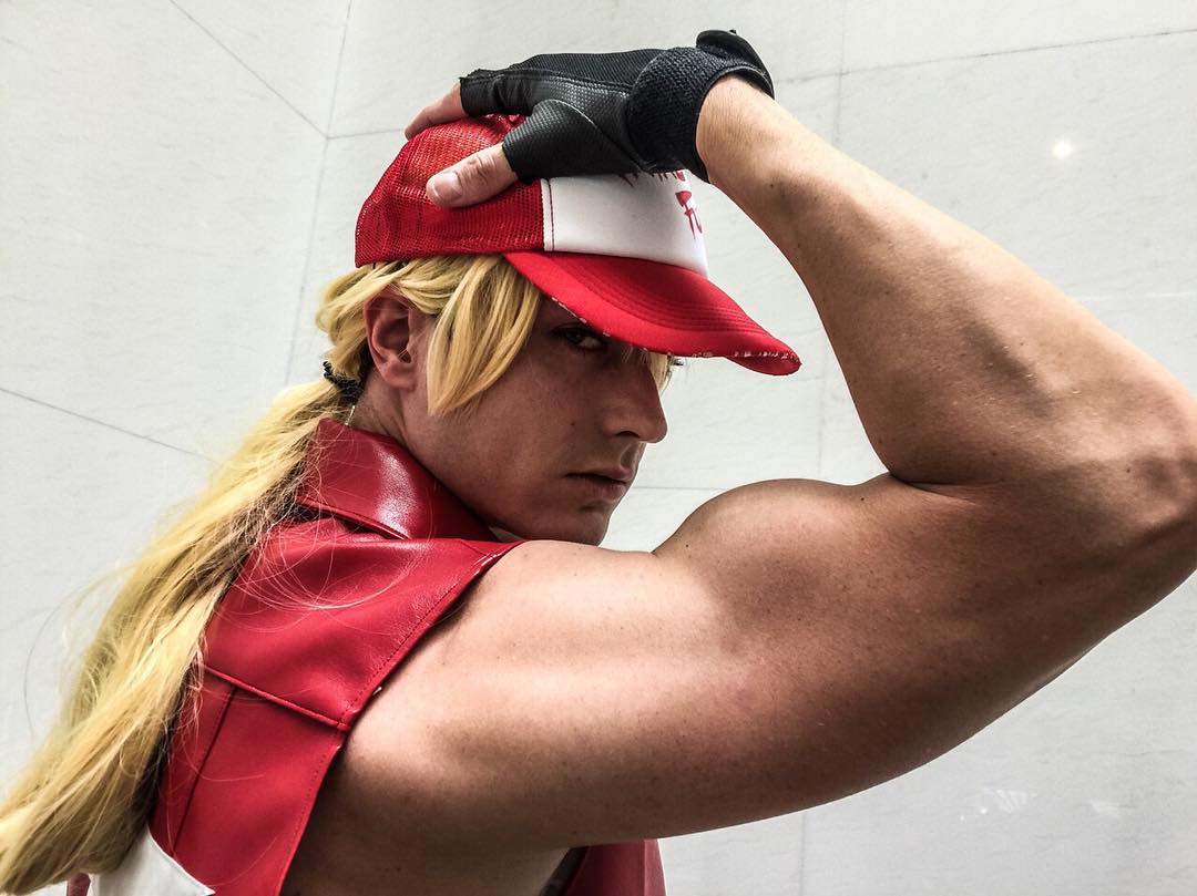 肌肉与大长腿！这龙舌兰姑娘是如此迷人，兄贵Billy Blue超还原cos