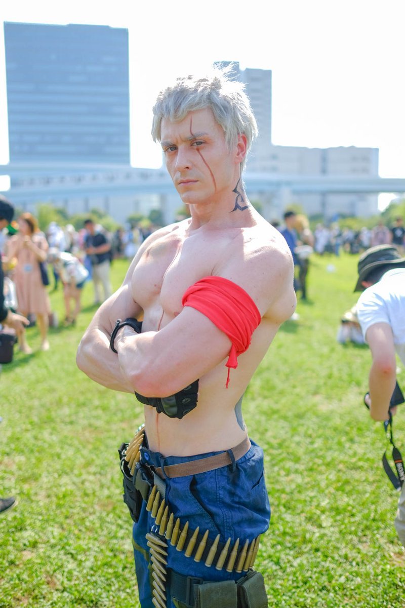 肌肉与大长腿！这龙舌兰姑娘是如此迷人，兄贵Billy Blue超还原cos