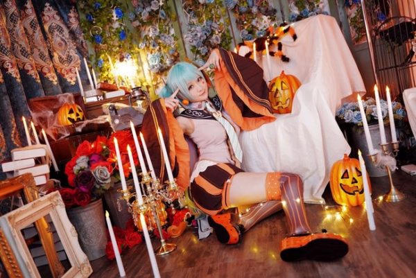 COS正片/Kyoya 扮演的万圣节 初音未来