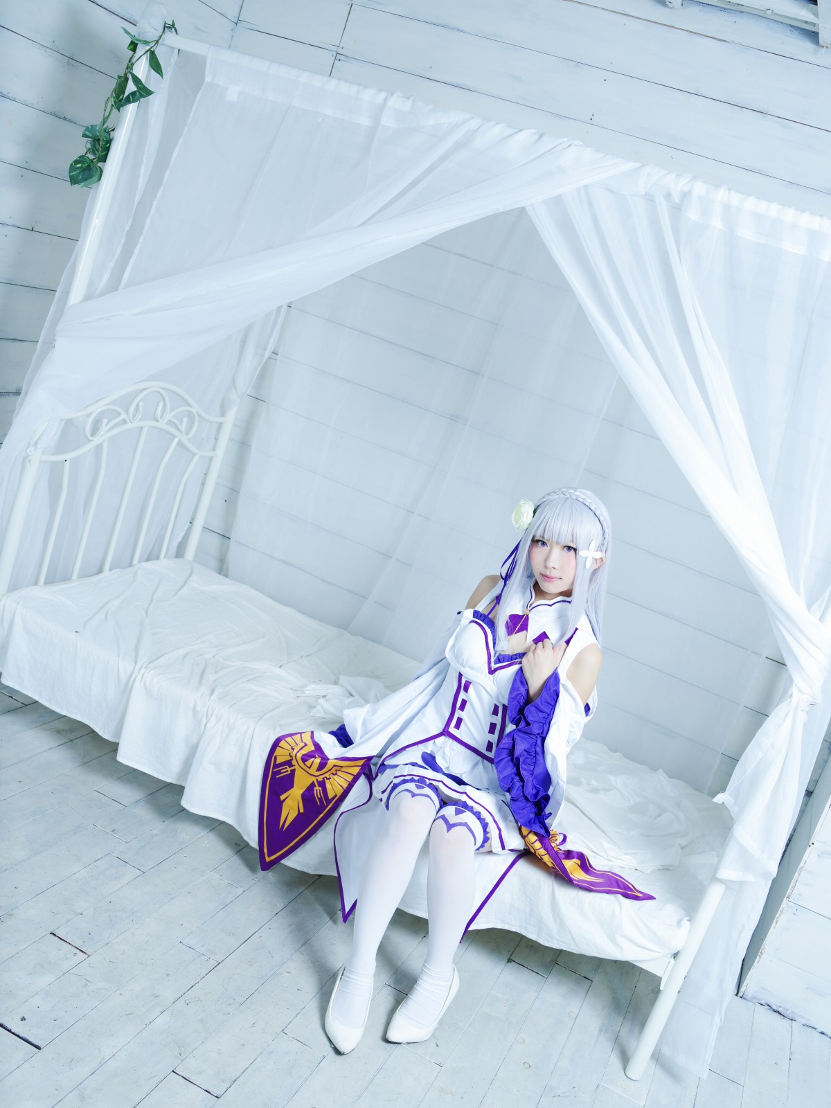 COS正片/Mari Konoe扮演《Re:0》准备睡觉的 爱蜜莉雅酱！