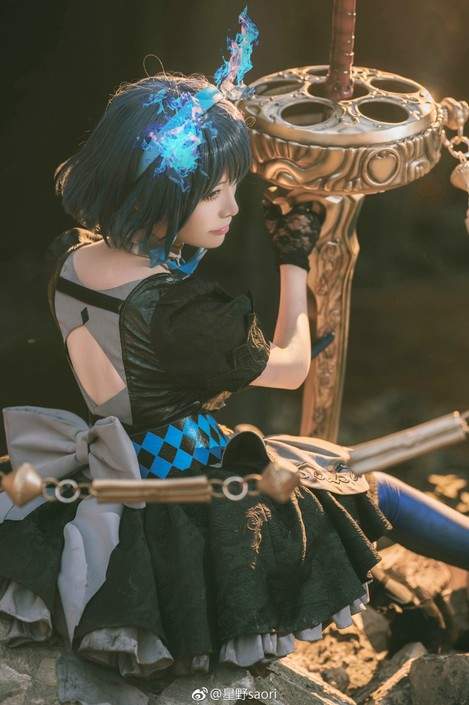 COS正片/星野saori《碧蓝航线》这个泳装我认为有很高的防御力