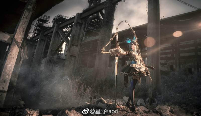 COS正片/星野saori《碧蓝航线》这个泳装我认为有很高的防御力