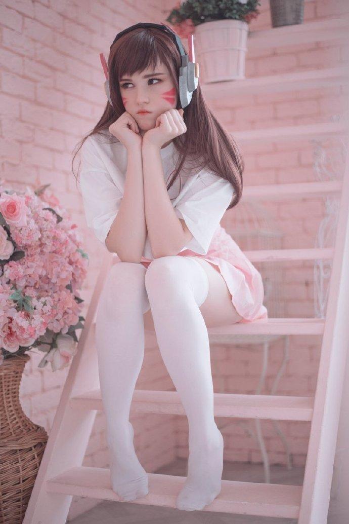COS正片/青春粉嫩可爱美少女 D.va