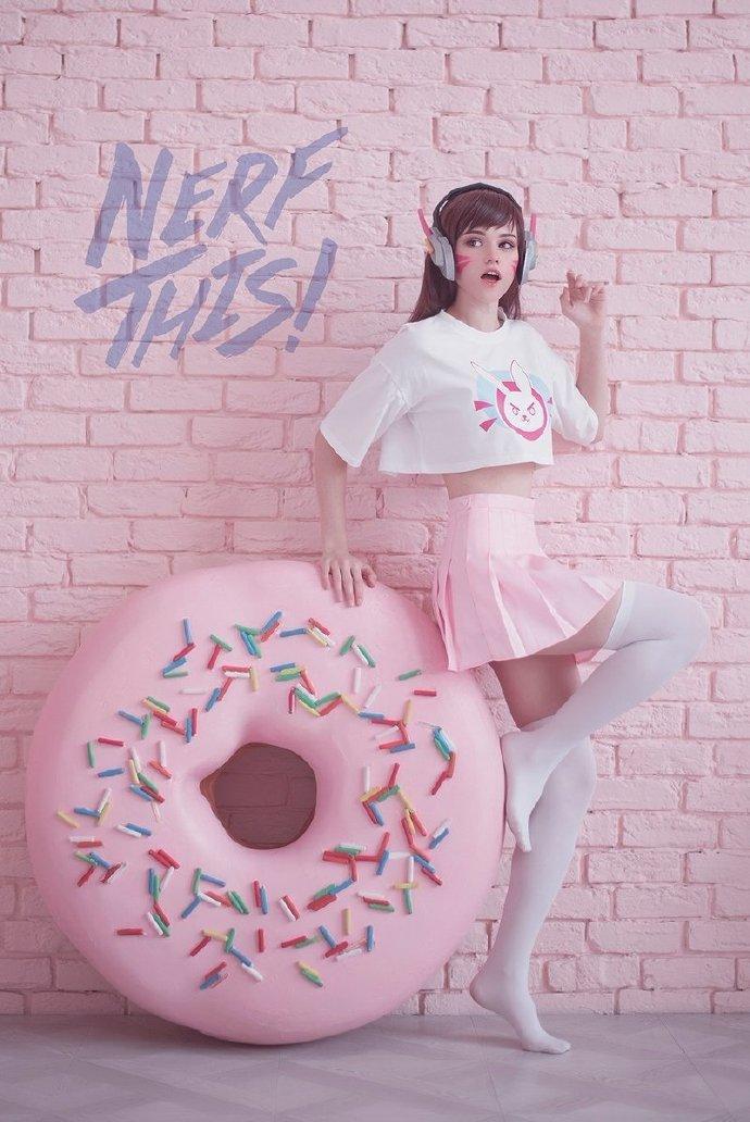 COS正片/青春粉嫩可爱美少女 D.va