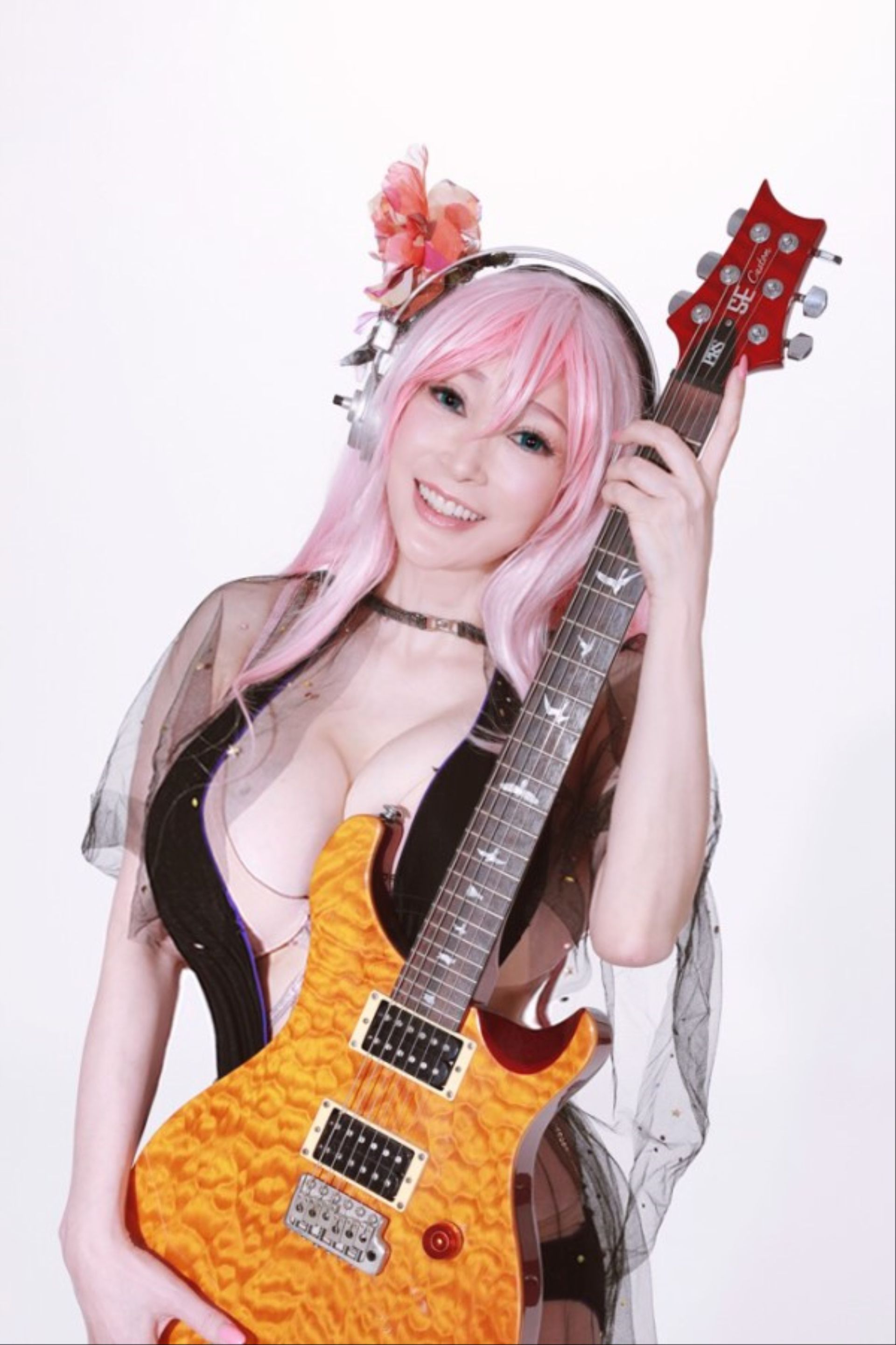 叶美香Cosplay虚拟偶像《Super Sonico》乳量惊人！