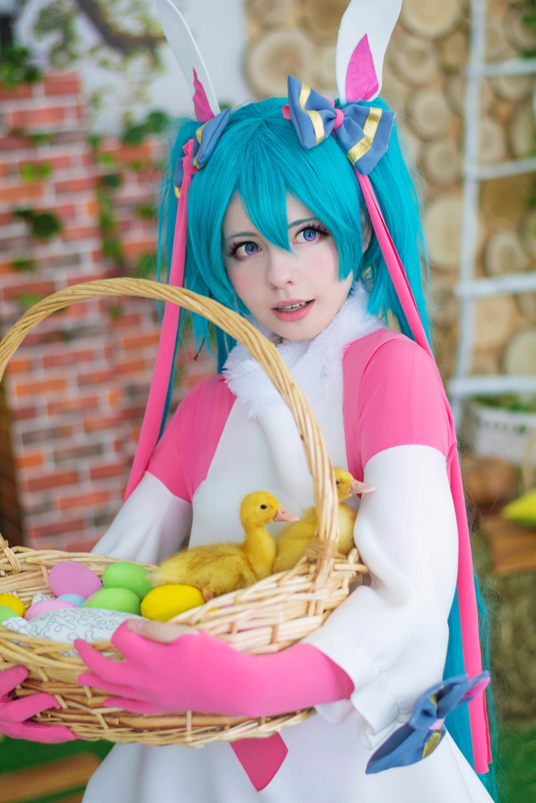 【Saya Scarlet】一位来自俄罗斯的小姐姐 粉色兔耳初音，太…太萌了！