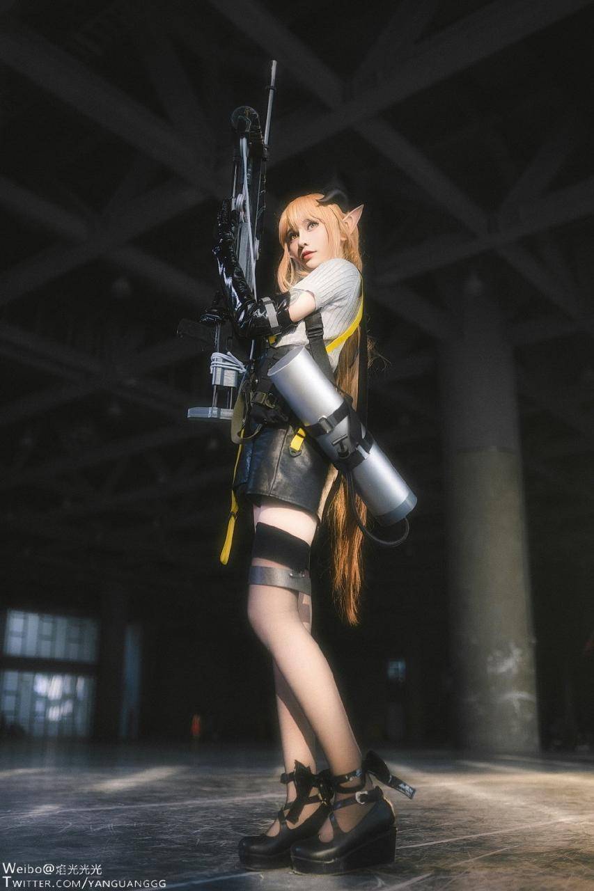 Cosplay福利/明日方舟 陨星 Cn：一只冉呐