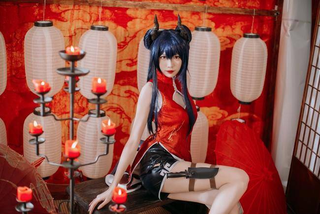 Cosplay福利/明日方舟 陈sir Cn：炸酱沐沐