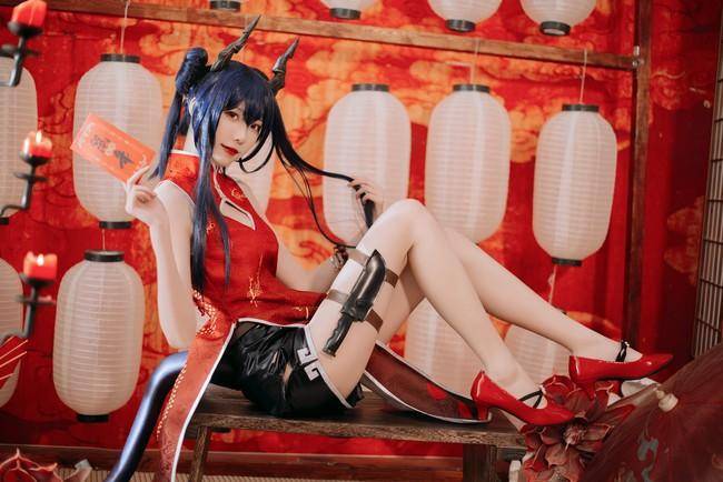 Cosplay福利/明日方舟 陈sir Cn：炸酱沐沐