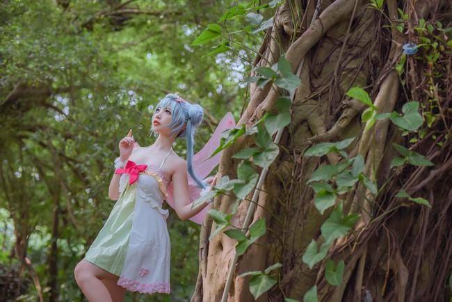 Cosplay福利/初音未来cosplay Cn：二佐