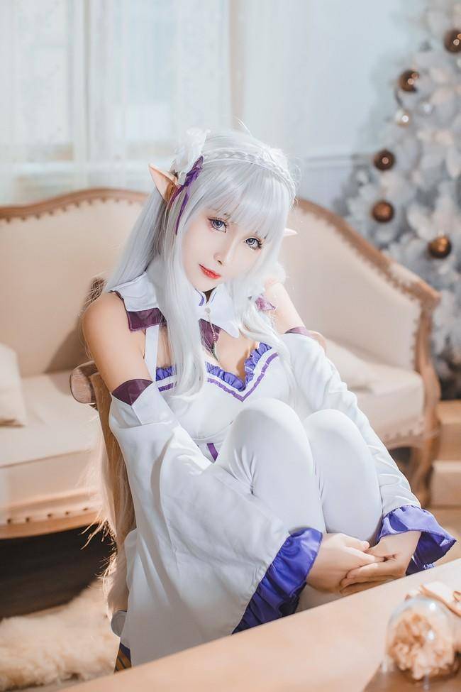Cosplay福利/艾米莉亚cosplay Cn：奶狮