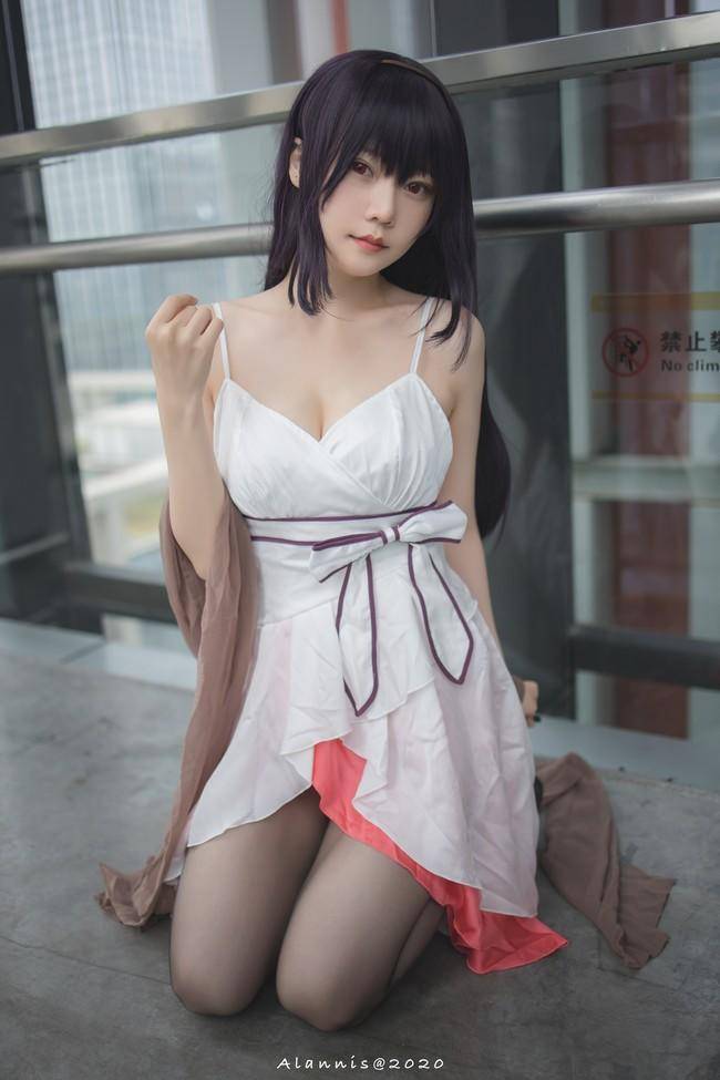 Cosplay福利/霞之丘诗羽cos Cn：香草喵露露 摄影：alan岚少