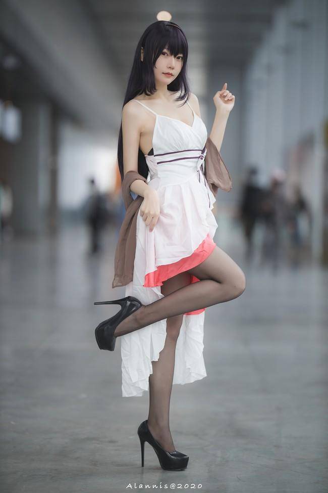 Cosplay福利/霞之丘诗羽cos Cn：香草喵露露 摄影：alan岚少
