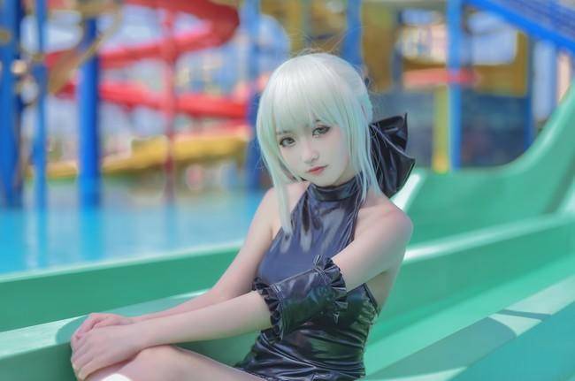 Cosplay福利/阿尔托莉雅alter泳装cos Cn：泡泡