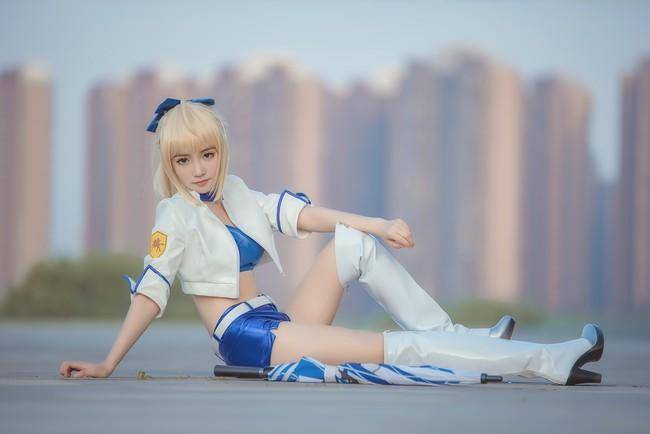 Cosplay福利/阿尔托莉雅 saber赛车服 Cn：泡泡