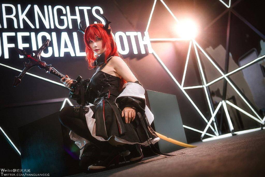 Cosplay福利/明日方舟 Cn：板医生
