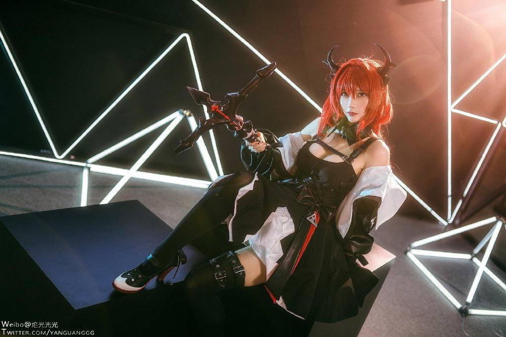 Cosplay福利/明日方舟 Cn：板医生