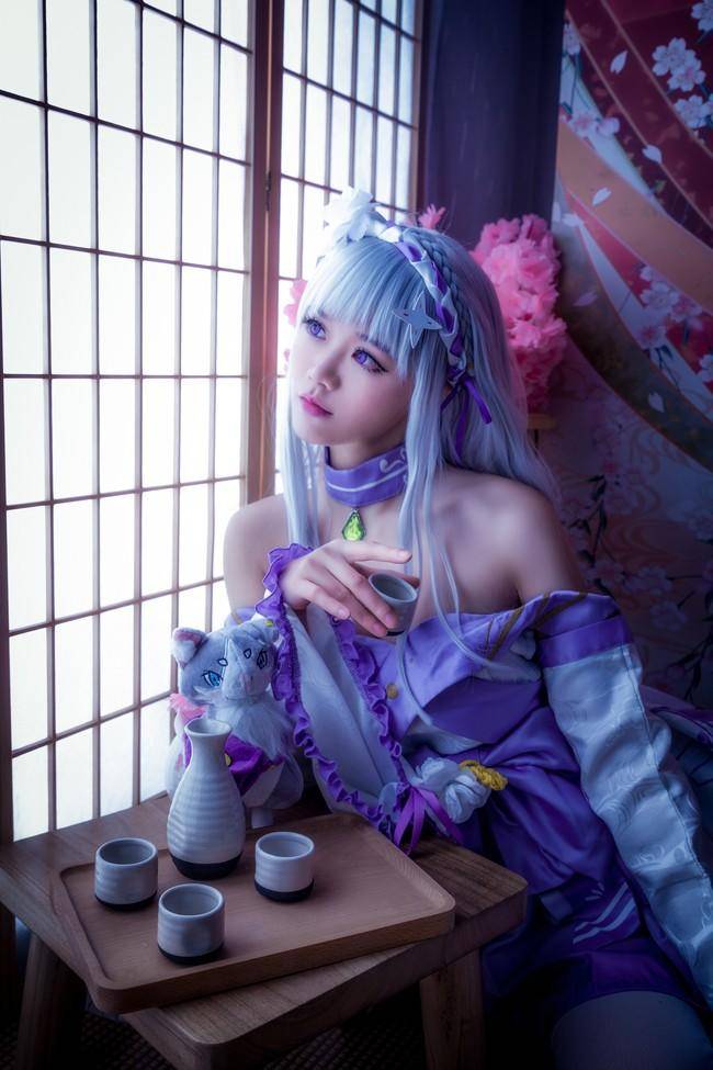 Cosplay福利/艾米莉亚 妖精祭典cos Cn：萝拉
