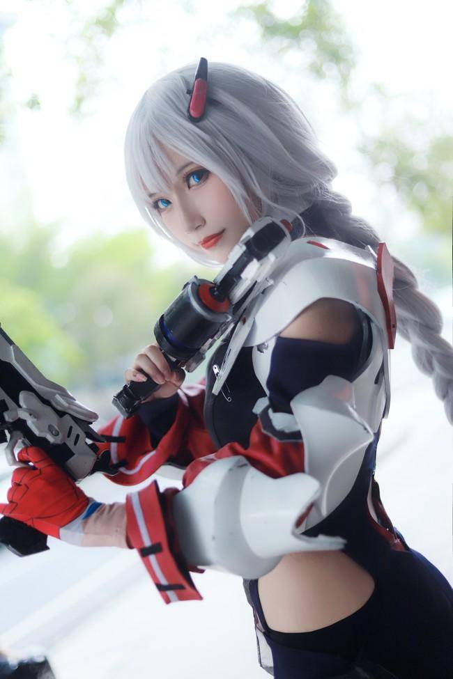 Cosplay福利/崩坏学园 卡莲 Cn：兔哥w