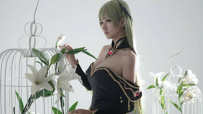 Cosplay福利/反叛的鲁路修 御姐~角色：C.C. Cn：susii