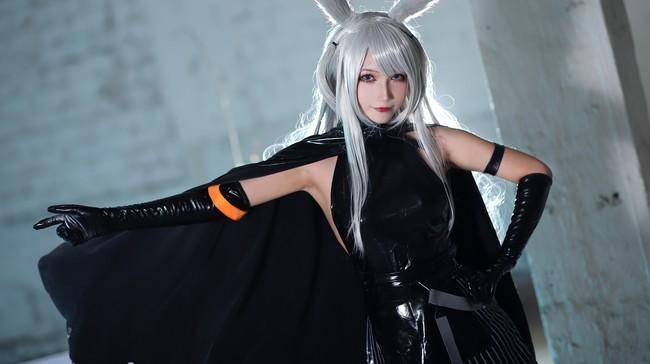Cosplay福利/明日方舟 暴行cosplay Cn：兔哥w