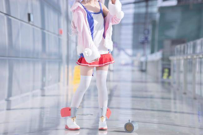 Cosplay福利/碧蓝航线 拉菲cos Cn：咿淼 摄影：加加
