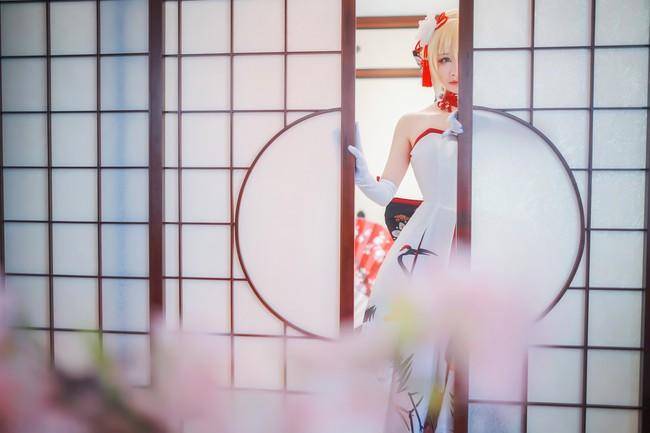 Cosplay福利/SABER Cn:雪瞳 摄影:小风
