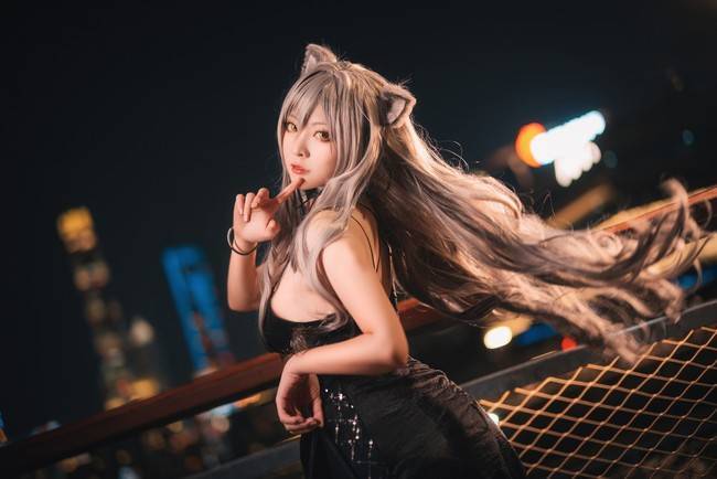 Cosplay福利/明日方舟 角色：黑 Cn：樱岛嗷一