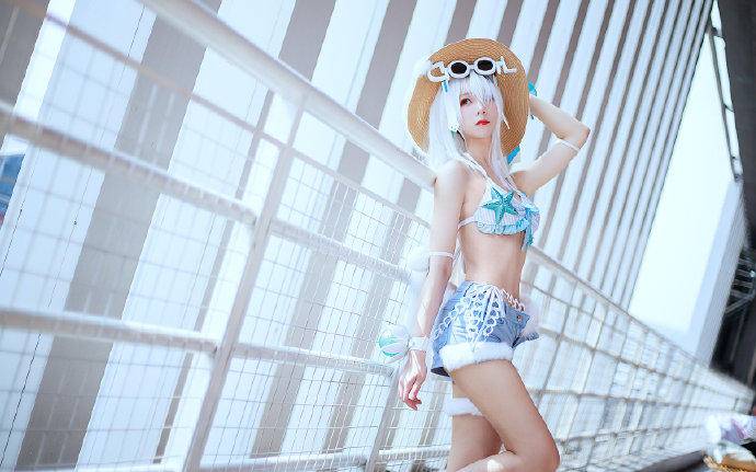 Cosplay福利/露西亚·深红之渊：@拼音拼嘤嘤