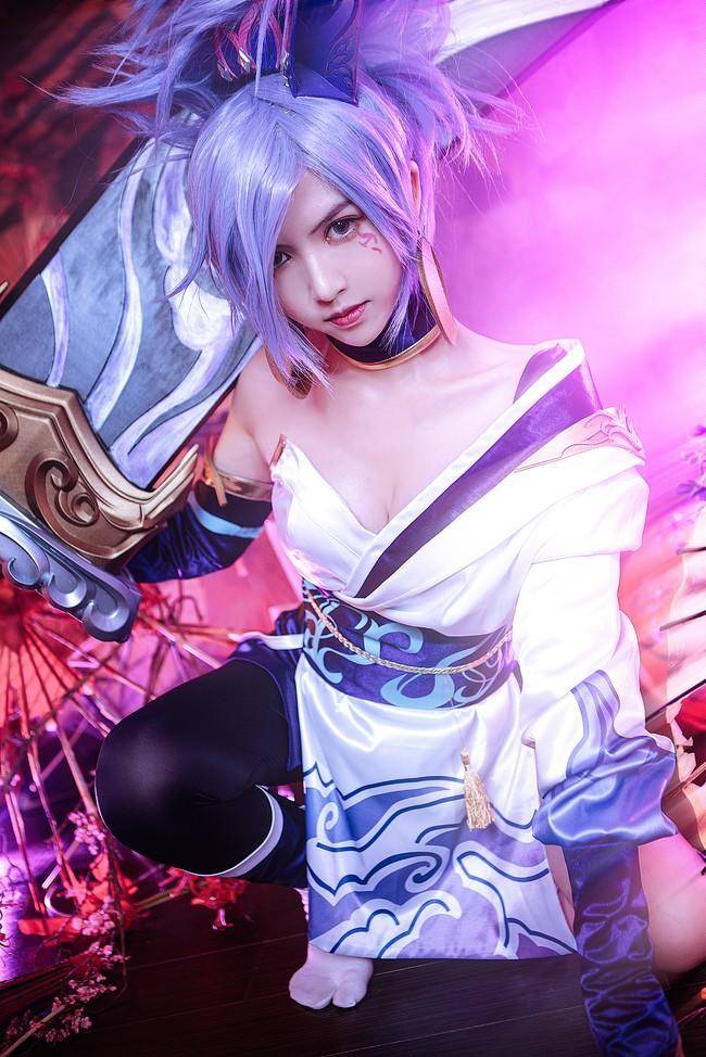 Cosplay福利/锐雯cosplay Cn：鳗鱼霏儿