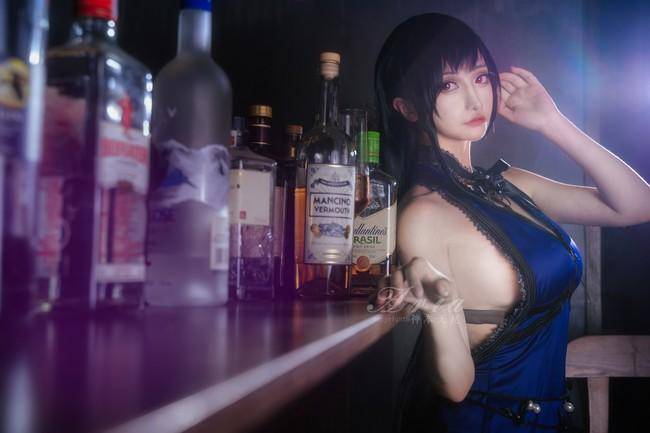 Cosplay福利/蒂法 御姐礼服 Cn：神本无尾