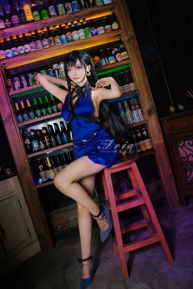 Cosplay福利/蒂法 御姐礼服 Cn：神本无尾