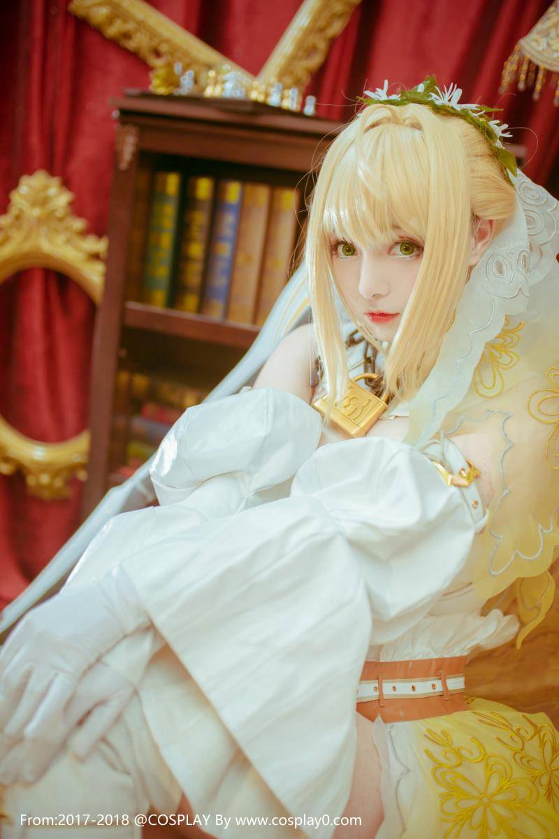 Cosplay福利/Fate尼禄花嫁白丝萝莉腿玩年Cosplay福利图片