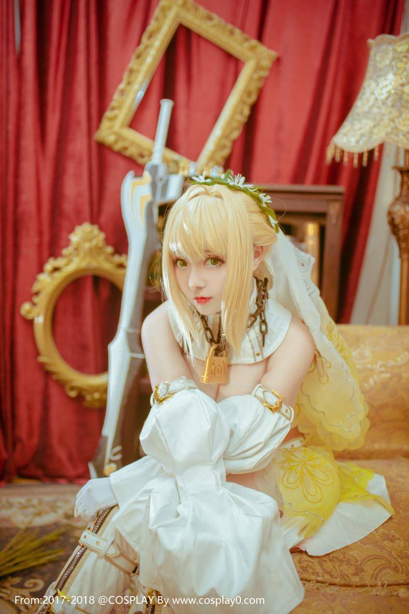 Cosplay福利/Fate尼禄花嫁白丝萝莉腿玩年Cosplay福利图片