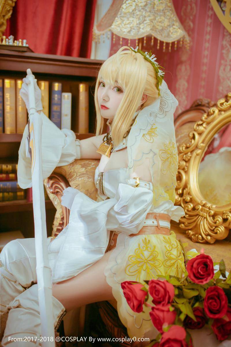 Cosplay福利/Fate尼禄花嫁白丝萝莉腿玩年Cosplay福利图片