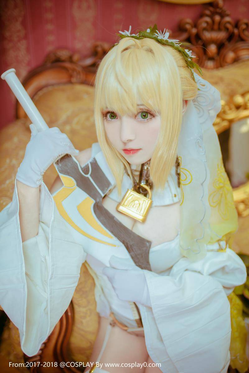 Cosplay福利/Fate尼禄花嫁白丝萝莉腿玩年Cosplay福利图片