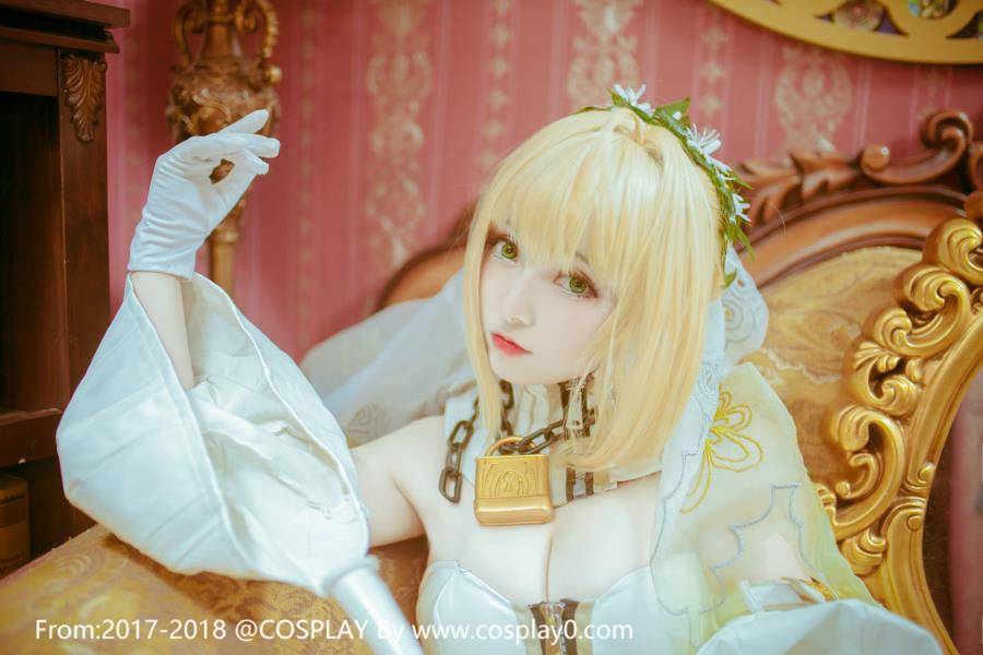 Cosplay福利/Fate尼禄花嫁白丝萝莉腿玩年Cosplay福利图片